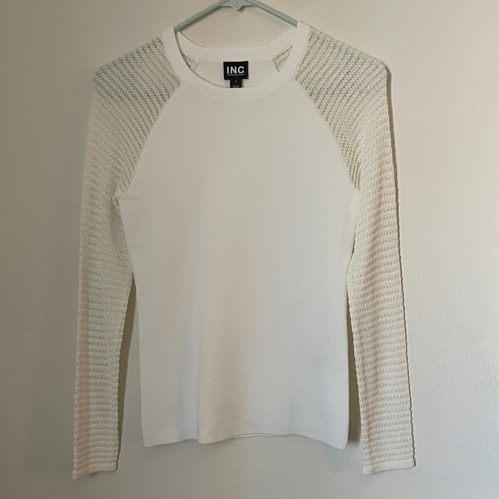 INC International Concepts Women's Cream Textured Sleeve Top